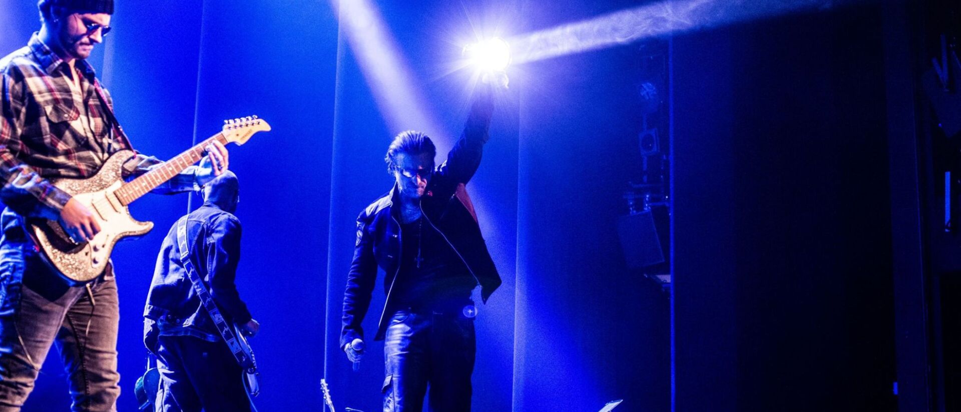 Foto van een live optreden.