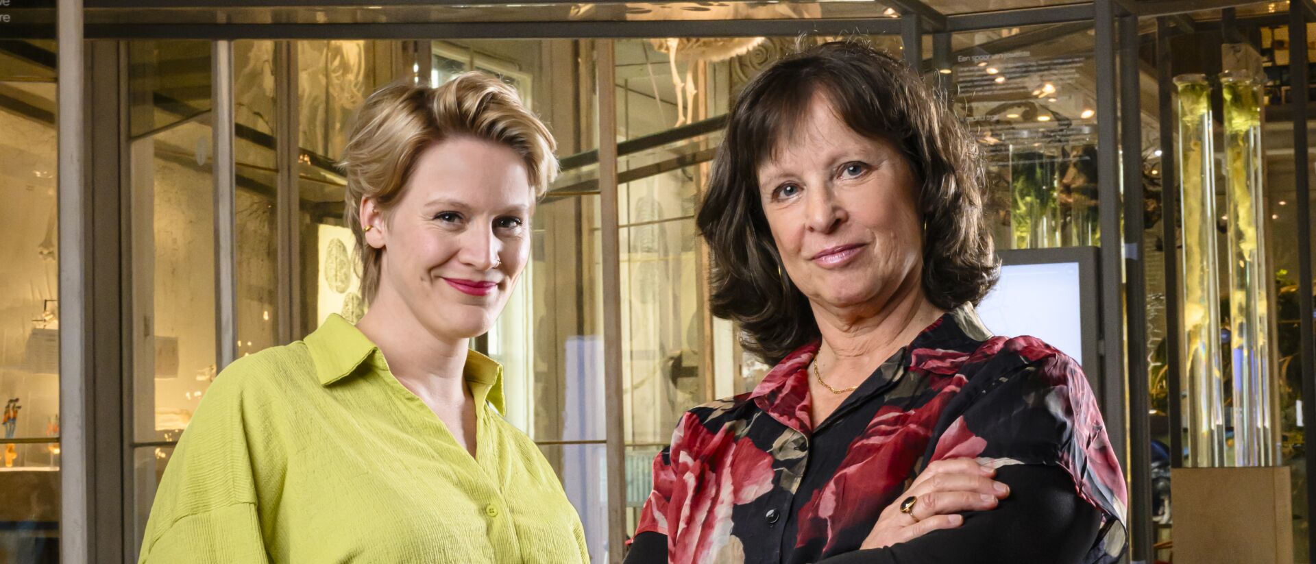 Portretfoto vsn Charlotte Vermeulen en Maya van As