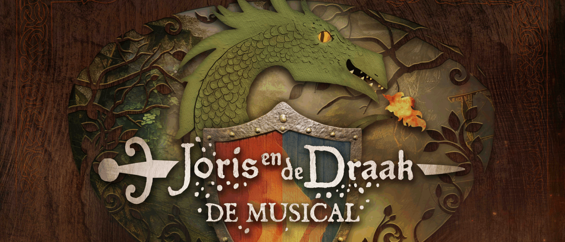 Promotiebeeld van de musical Joris en de Draak van de Efteling, met houtsnede-stijl achtergrond, vurige gloed, een groene drakenklauw en de tekst: “Een spannende musical voor de hele familie”.