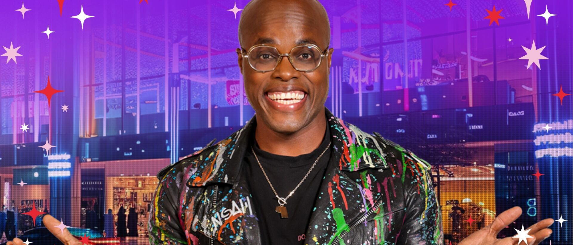 Jandino met paarse achtergrond