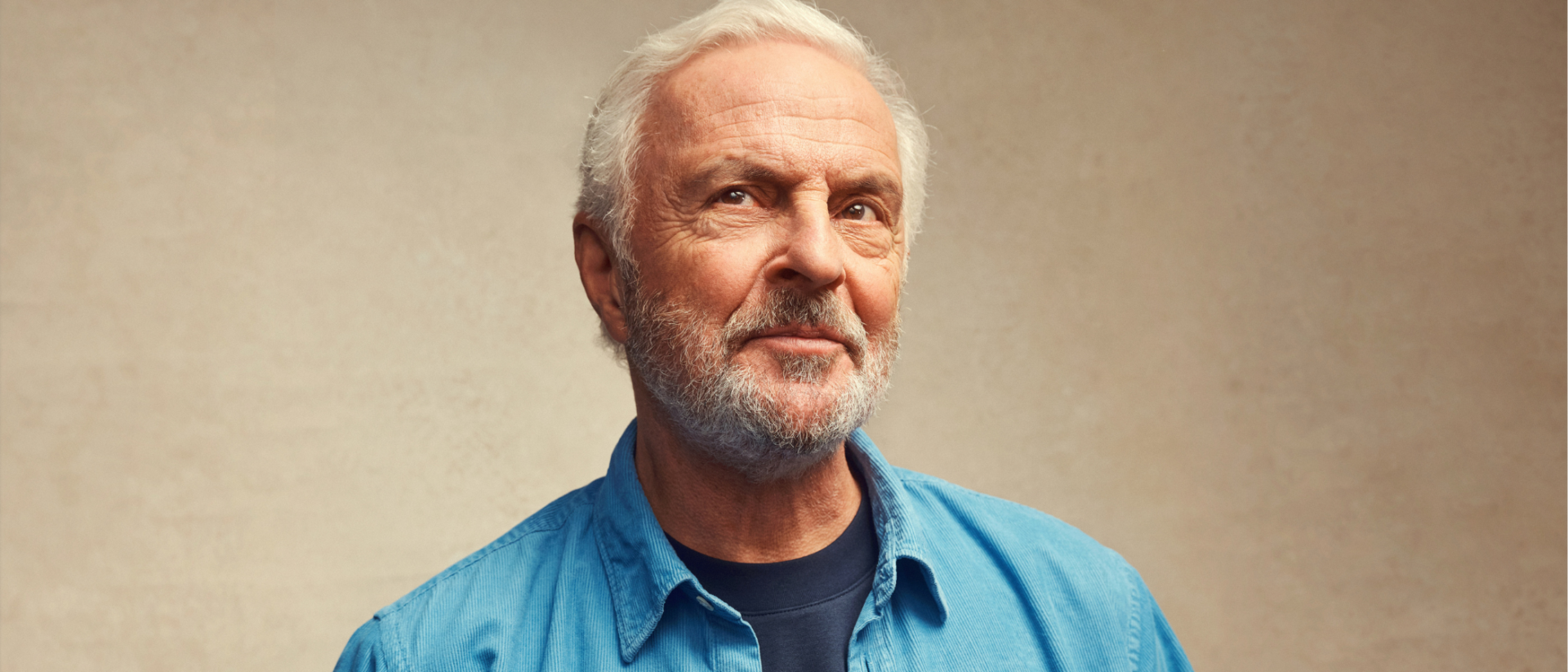 Huub Stapel portretfoto voor de voorstelling Mannen komen van Mars vrouwen van Venus